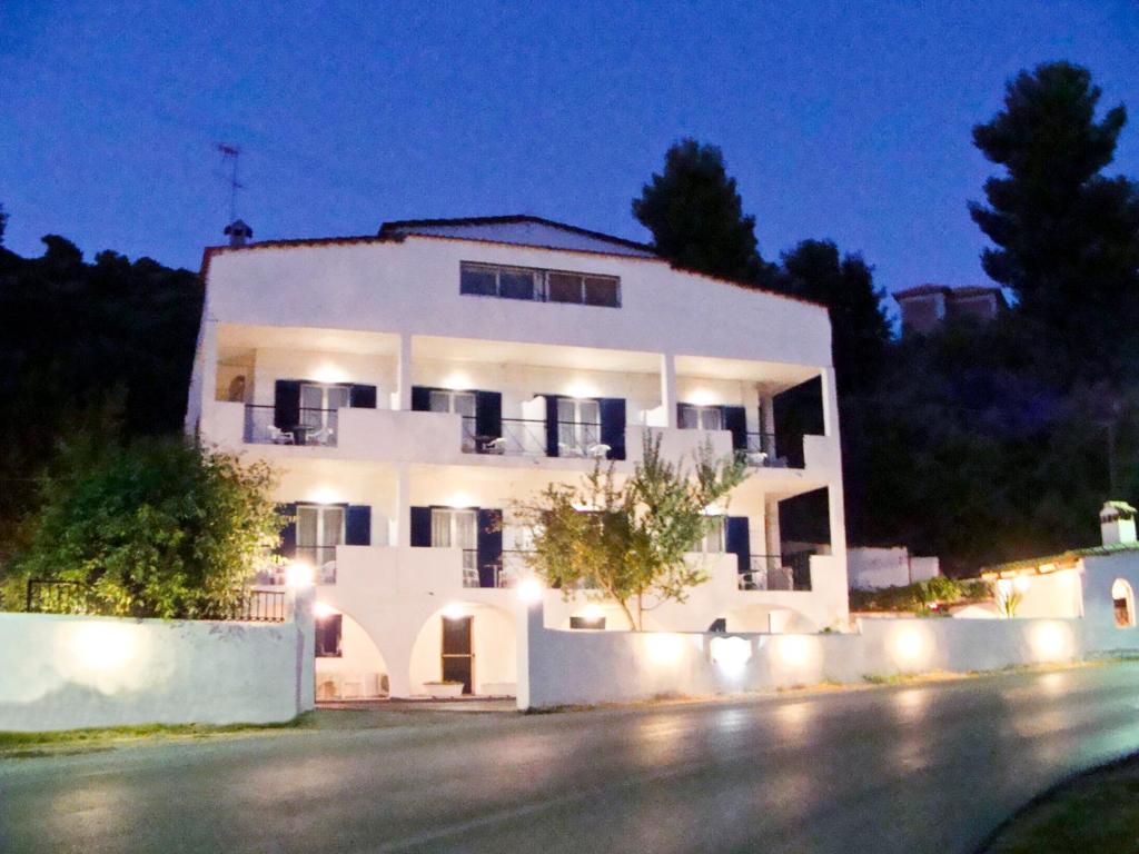 Villa Diamanti Kanapitsa  Exterior photo