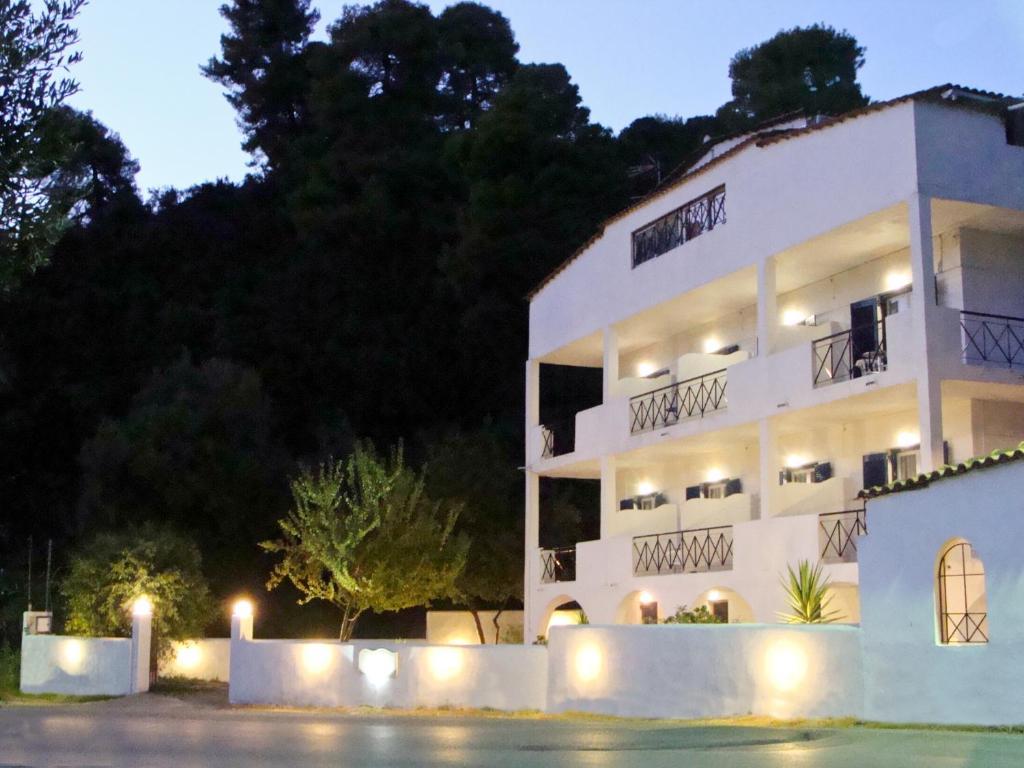 Villa Diamanti Kanapitsa  Exterior photo